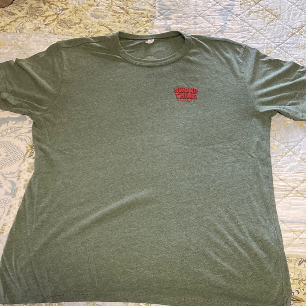 Swamp Thing Season 1 and only Mens XL T Shirt